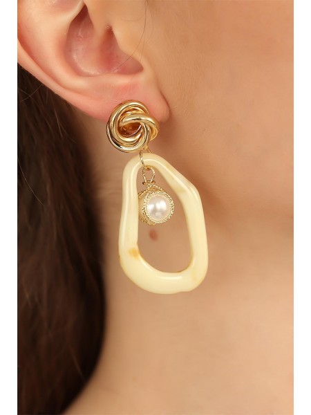 İncili Bayan Krem Renk Küpe İncili Bayan Krem Renk Küpe